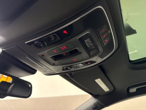 Used 2016 Audi RS 7 Prestige w/ Driver Assistance Package image 34