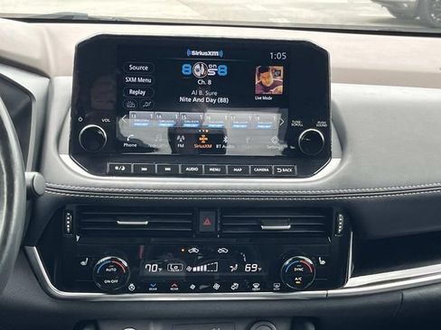 Used 2023 Nissan Rogue SL w/ SL Premium Package AWD/4WD image 18