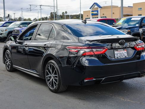 Certified 2024 Toyota Camry SE w/ Blackout Package (TMS) image 21