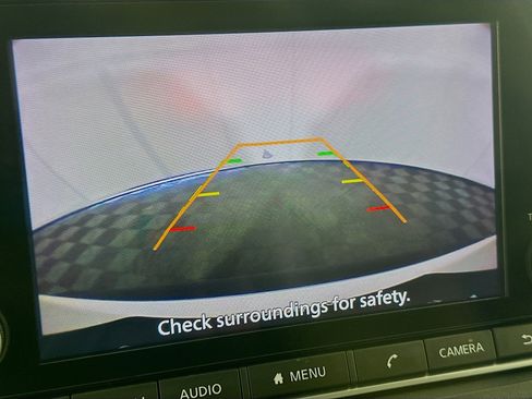 Used 2023 Nissan Rogue SV image 22