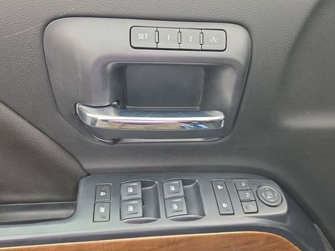 Used 2018 Chevrolet Silverado 1500 LTZ w/ LTZ Plus Package image 31
