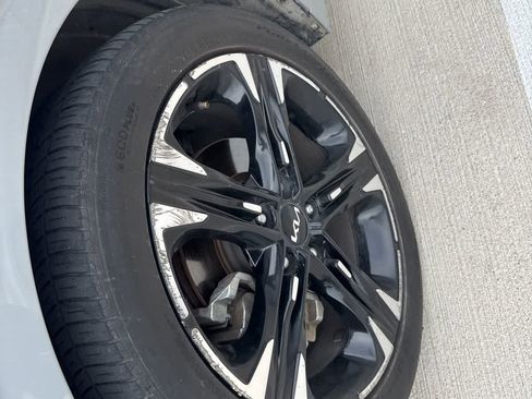 Used 2022 Kia K5 GT-Line w/ GT-Line Awd Premium Package image 4