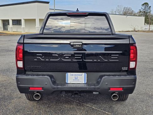 New 2026 Honda Ridgeline Black Edition image 11