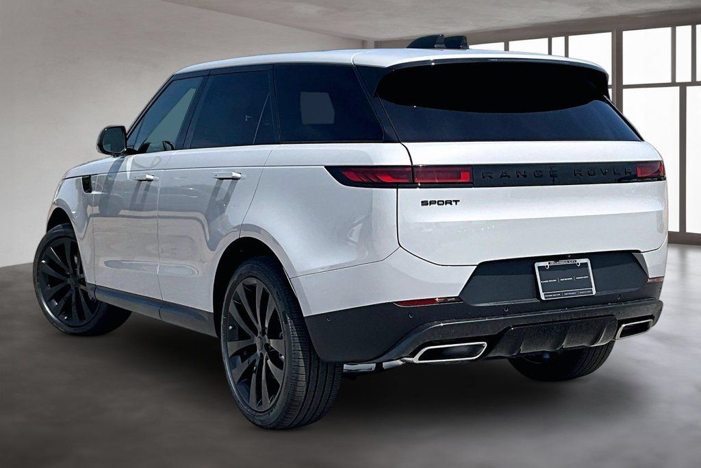 New 2026 Land Rover Range Rover Sport SE AWD/4WD image 3