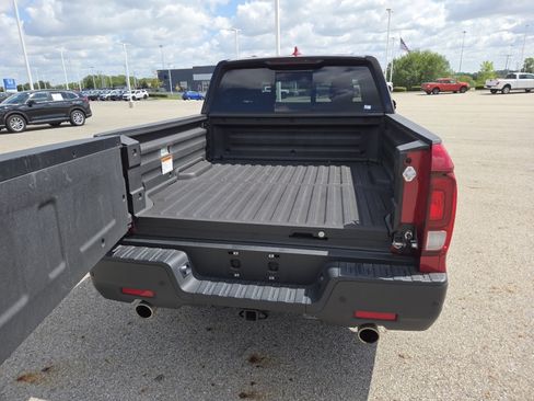 Used 2025 Honda Ridgeline Black Edition image 20