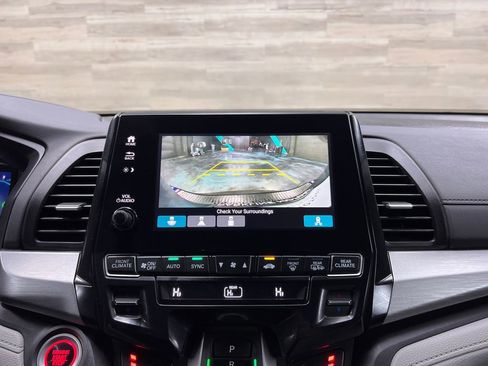 Used 2024 Honda Odyssey EX-L image 13