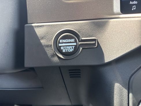 Used 2025 Ford Bronco Outer Banks AWD/4WD image 24