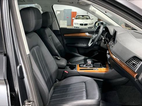 Certified 2023 Audi Q5 2.0T Premium Plus w/ Premium Plus Package image 10