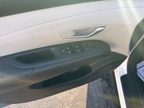 Used 2025 Hyundai Tucson SEL image 11