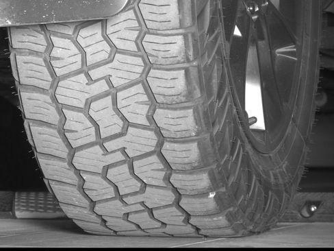 Used 2024 Toyota Tundra Platinum w/ TRD Off-Road Package image 17