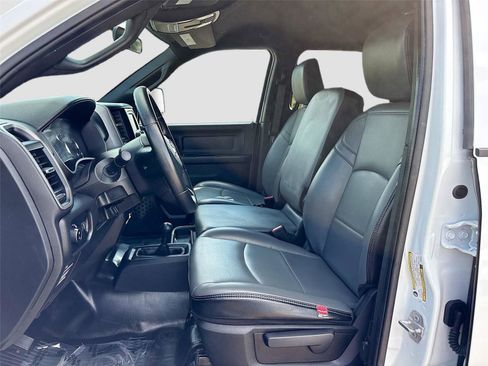 Used 2023 RAM 2500 Tradesman w/ Chrome Appearance Group image 20