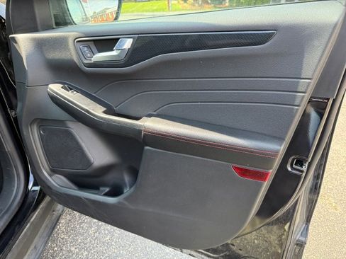 Used 2023 Ford Escape ST-Line image 21