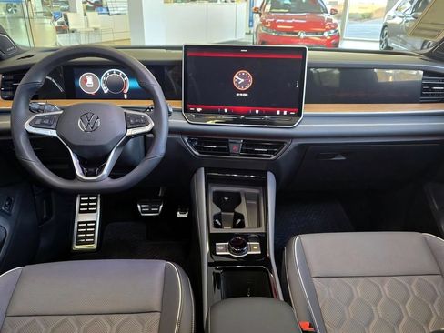New 2026 Volkswagen Tiguan SEL R-Line AWD/4WD image 13