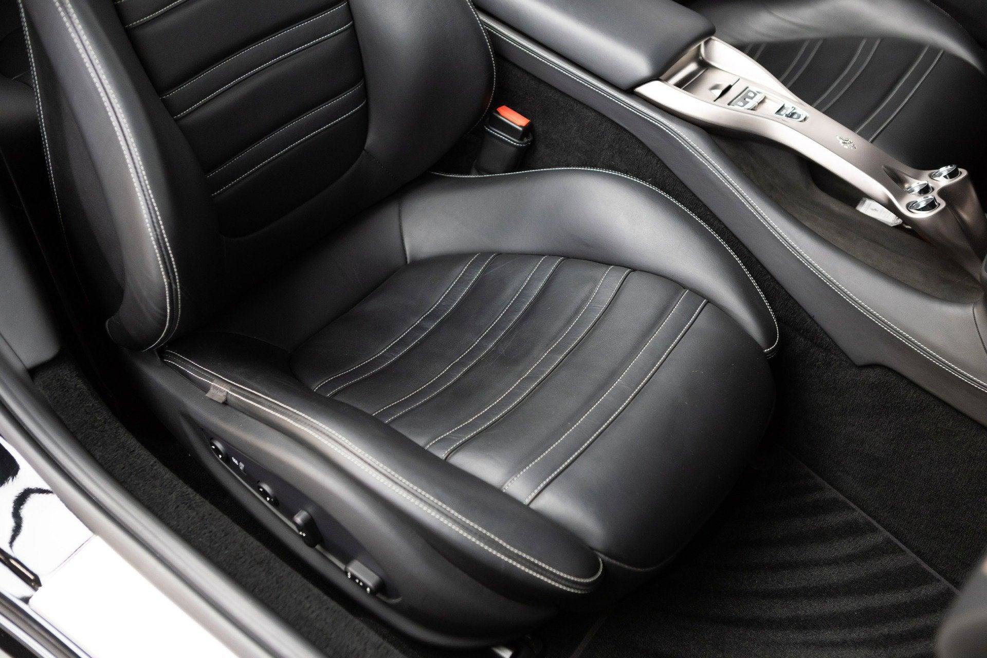 Used 2010 Ferrari California RWD image 65