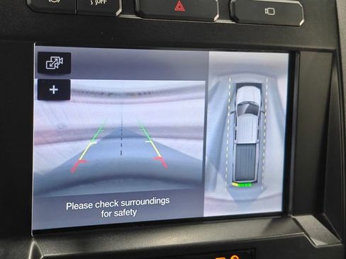 Used 2019 Ford F250 XL w/ Power Equipment Group AWD/4WD image 7