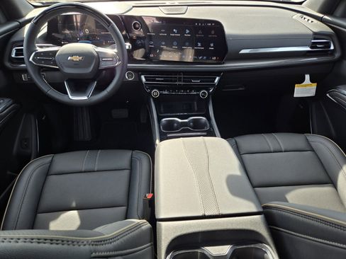 New 2026 Chevrolet Traverse High Country image 8