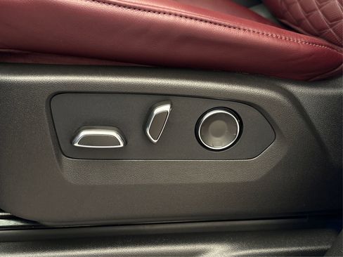 New 2026 Cadillac Escalade Luxury AWD/4WD image 32
