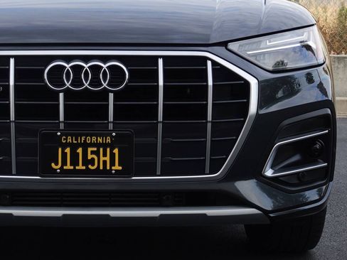 Used 2021 Audi Q5 2.0T Premium w/ Convenience Package AWD/4WD image 5