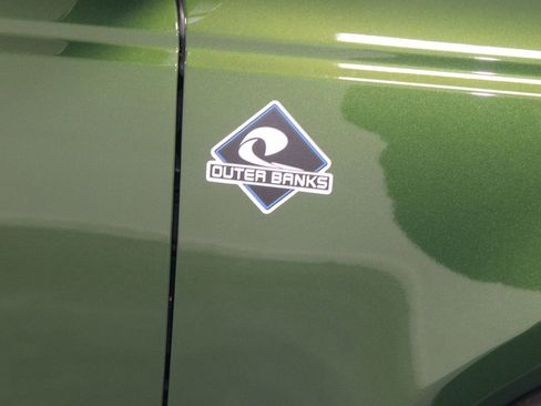 New 2025 Ford Bronco Outer Banks image 12