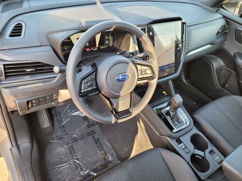 Used 2025 Subaru Forester Premium AWD/4WD image 27