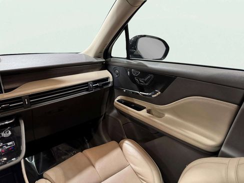 Certified 2022 Lincoln Corsair Reserve w/ Equipment Group 201A image 20