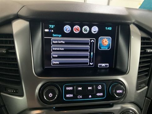Used 2017 Chevrolet Tahoe Premier AWD/4WD image 36