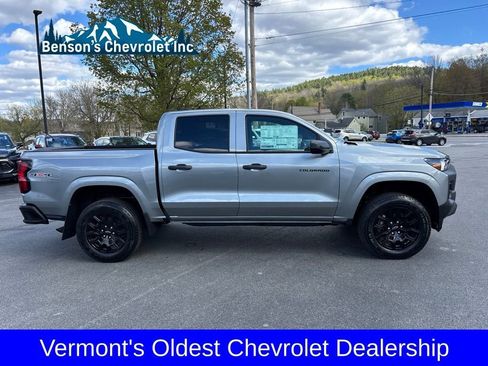New 2026 Chevrolet Colorado W/T w/ WT Custom Package AWD/4WD image 6
