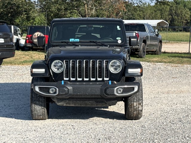 Used 2022 Jeep Wrangler Unlimited Sahara w/ Cold Weather Group AWD/4WD image 2