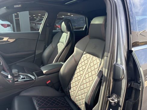 Used 2023 Audi S4 Premium Plus w/ Premium Plus Package image 13