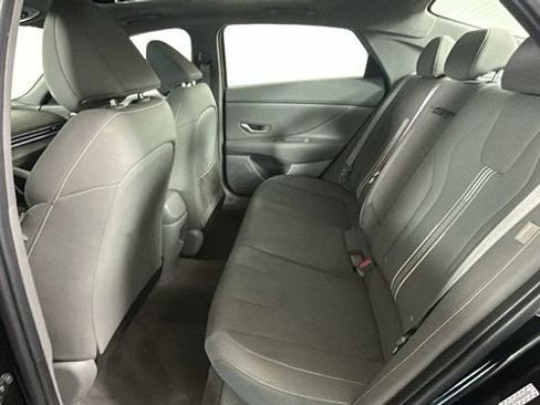 Used 2024 Hyundai Elantra SEL w/ Convenience Package FWD image 26