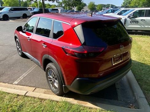 Used 2023 Nissan Rogue S AWD/4WD image 29