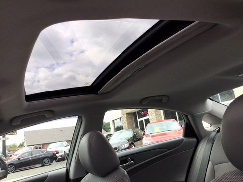 Used 2013 Hyundai Sonata SE w/ Navigation & Sunroof Pkg FWD image 43