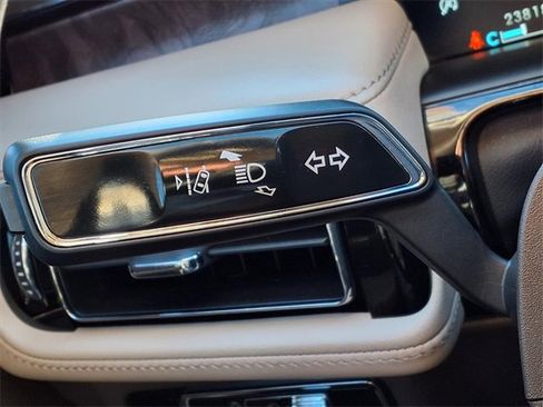 Certified 2023 Lincoln Nautilus Reserve image 13