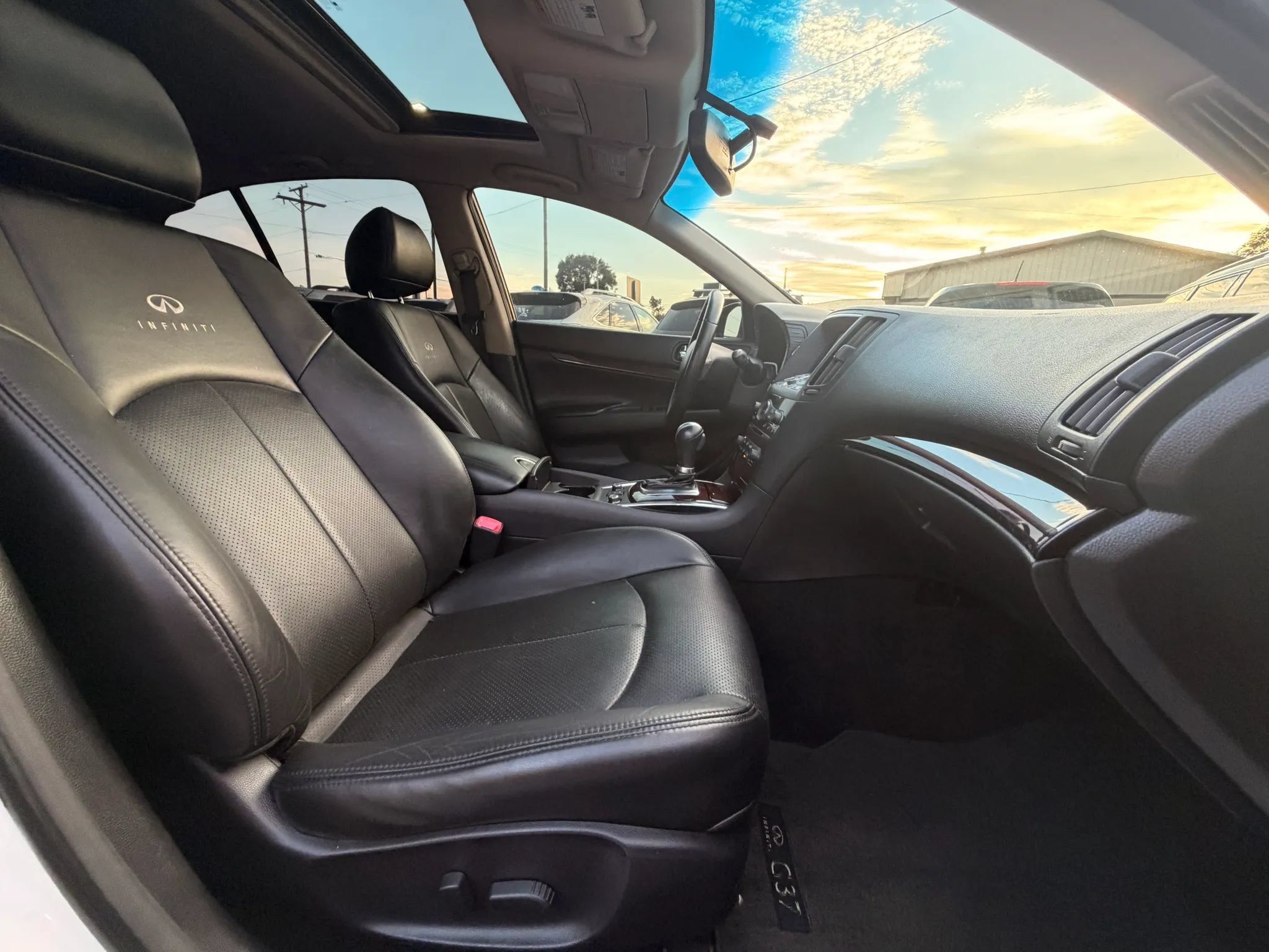Used 2012 INFINITI G37 x Sedan w/ Premium Pkg AWD/4WD image 20