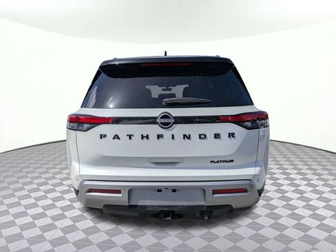 Used 2024 Nissan Pathfinder Platinum w/ Cargo Package FWD image 4