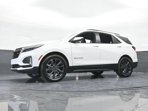 Used 2023 Chevrolet Equinox RS FWD image 52