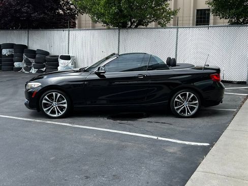Used 2017 BMW 230i Convertible w/ Driving Assistance Package RWD image 5