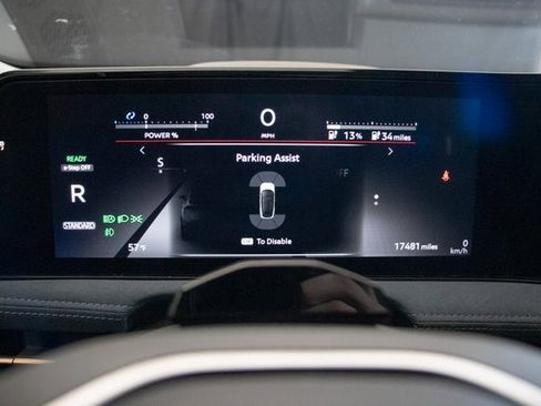 Used 2023 Nissan Ariya image 37