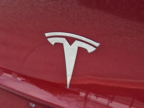 Used 2018 Tesla Model 3 Long Range image 27