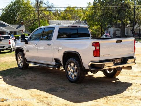 Used 2021 Chevrolet Silverado 2500 LTZ w/ LTZ Texas Edition image 8