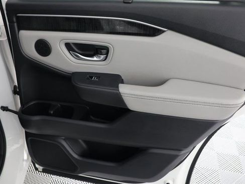 Used 2023 Honda Pilot Elite image 30