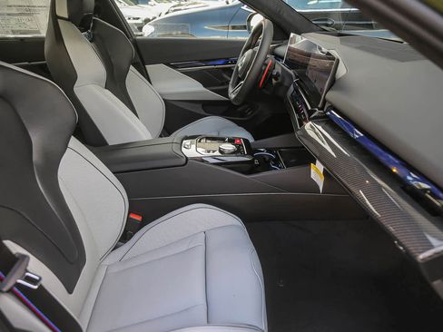 New 2026 BMW M5 Touring image 13