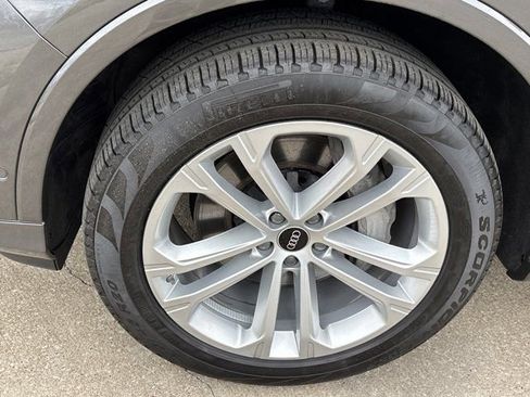 Used 2025 Audi Q7 3.0T Premium Plus AWD/4WD image 14