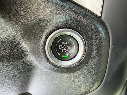 Used 2019 Chevrolet Silverado 1500 LT w/ All-Star Edition image 46