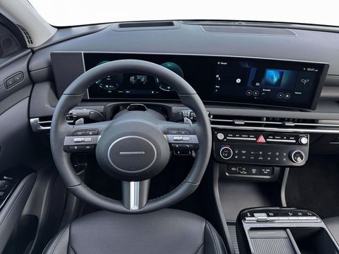 New 2026 Hyundai Tucson Limited AWD/4WD image 17