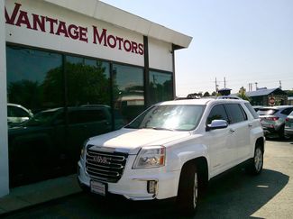 Used 2017 GMC Terrain SLT image 1