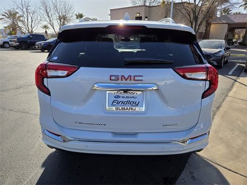 Used 2023 GMC Terrain Denali image 5