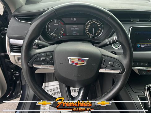 Used 2023 Cadillac XT4 Luxury w/ Driver Awareness Package AWD/4WD image 14