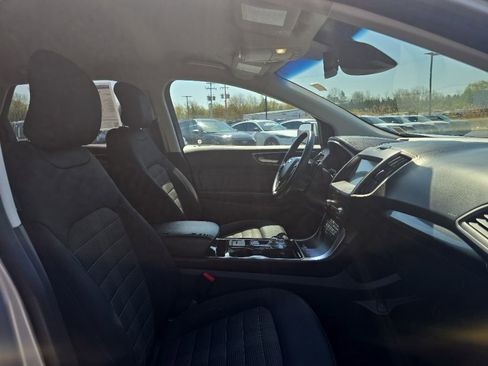 Used 2019 Ford Edge SEL AWD/4WD image 38