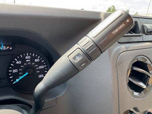 Used 2023 Ford E-450 and Econoline 450 Super Duty w/ Power Windows & Locks Group RWD image 42